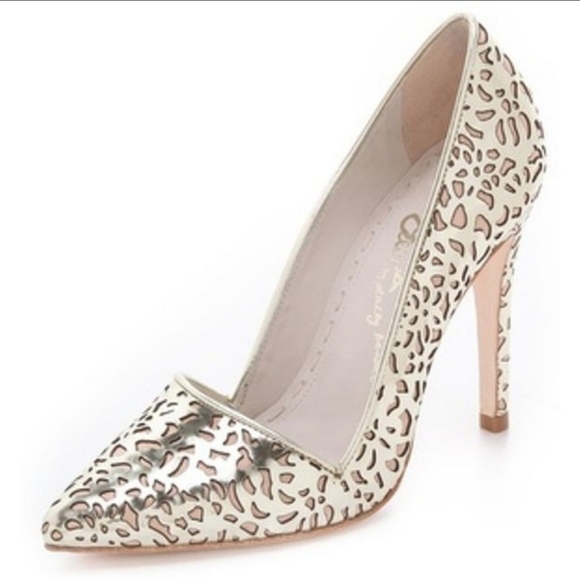 Alice + Olivia Gold Pumps - Size 35 - Picture 10 of 10